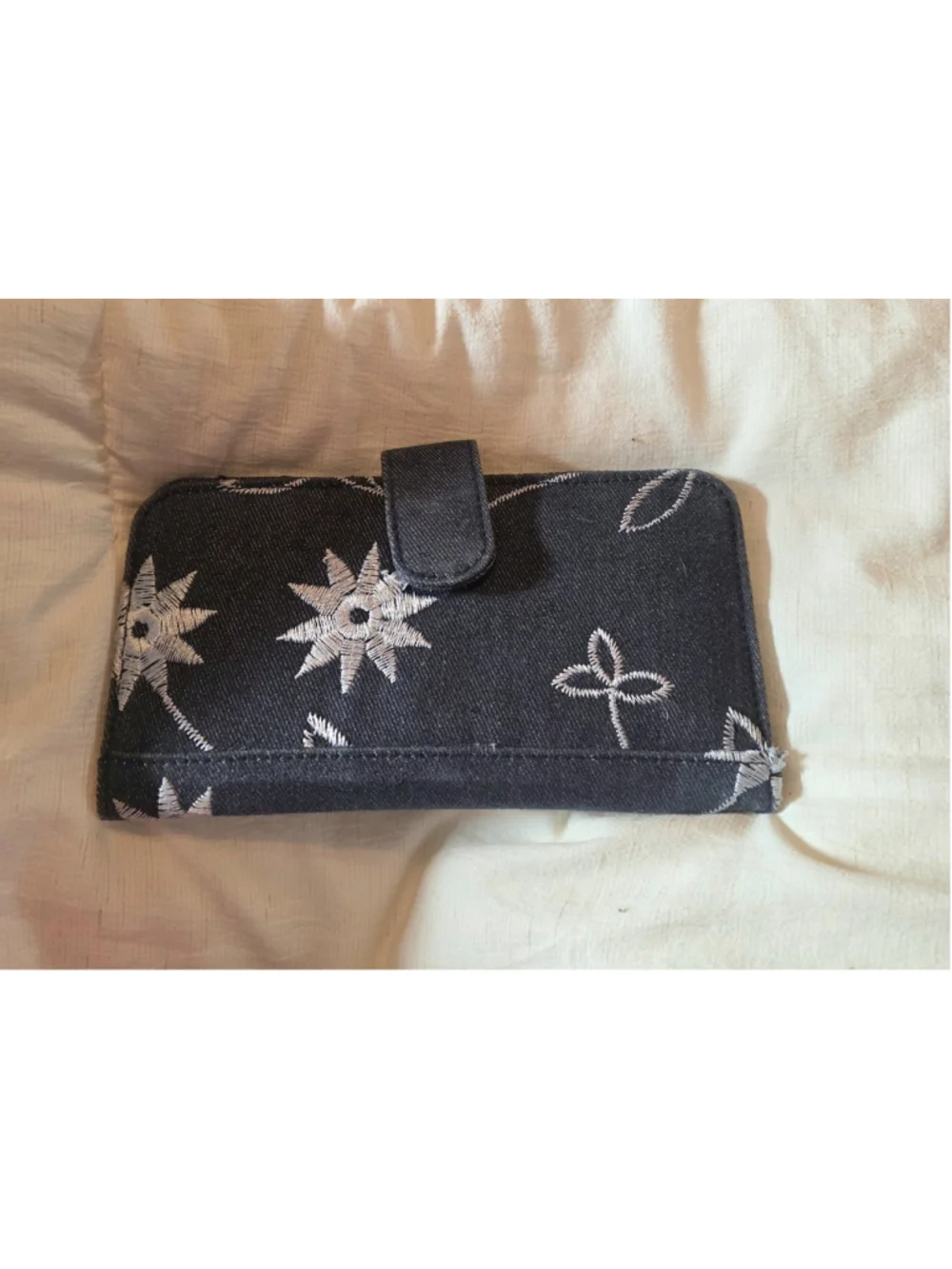 Vintage 90s Embroidered Denim Floral Wallet Boho Hippie Vibe